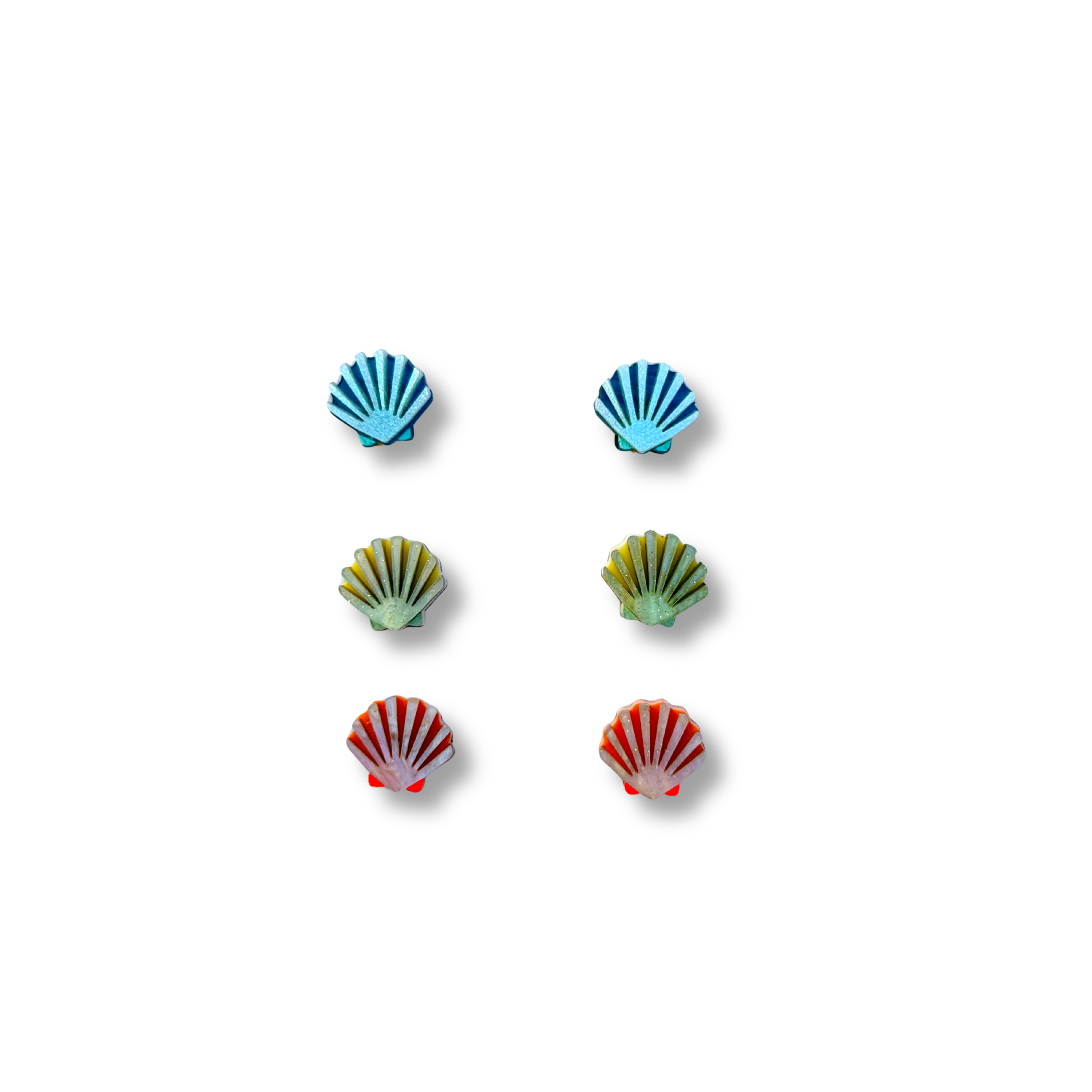 Pendientes TaRo Joyas de metacrilato ligero con diseños inspirados en el mar y la playa, colección Sol y Brilli, accesorios alegres y originales para brillar en verano.