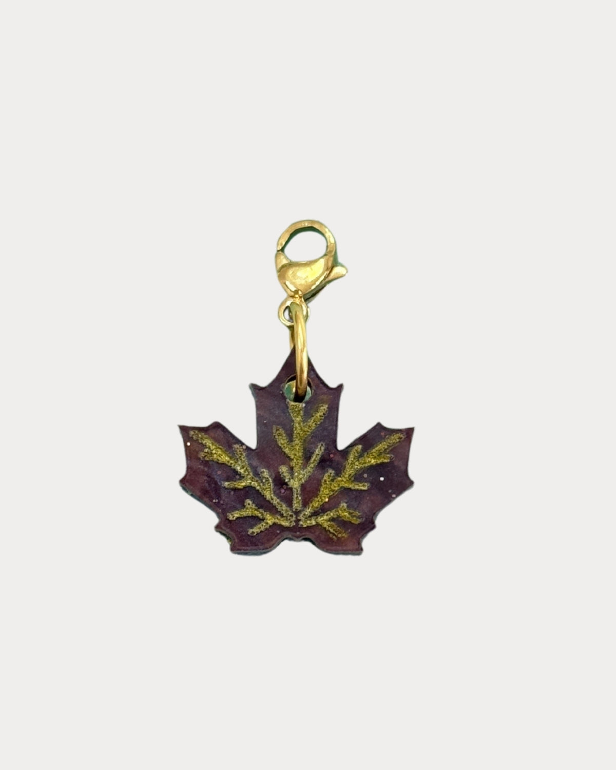 Charm Hoja Misteriosa 🍂✨