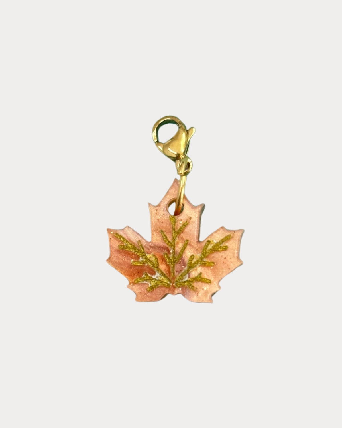 Charm Hoja Misteriosa 🍂✨
