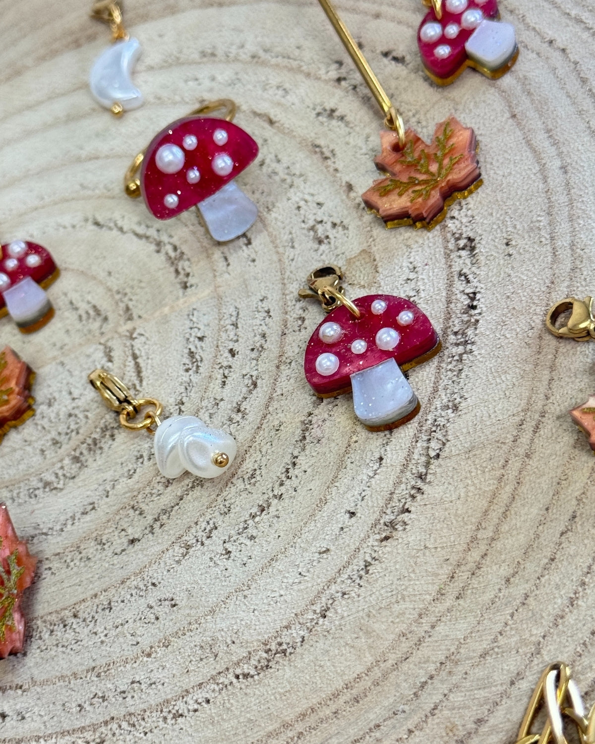 Charm seta Chic perlas🍄