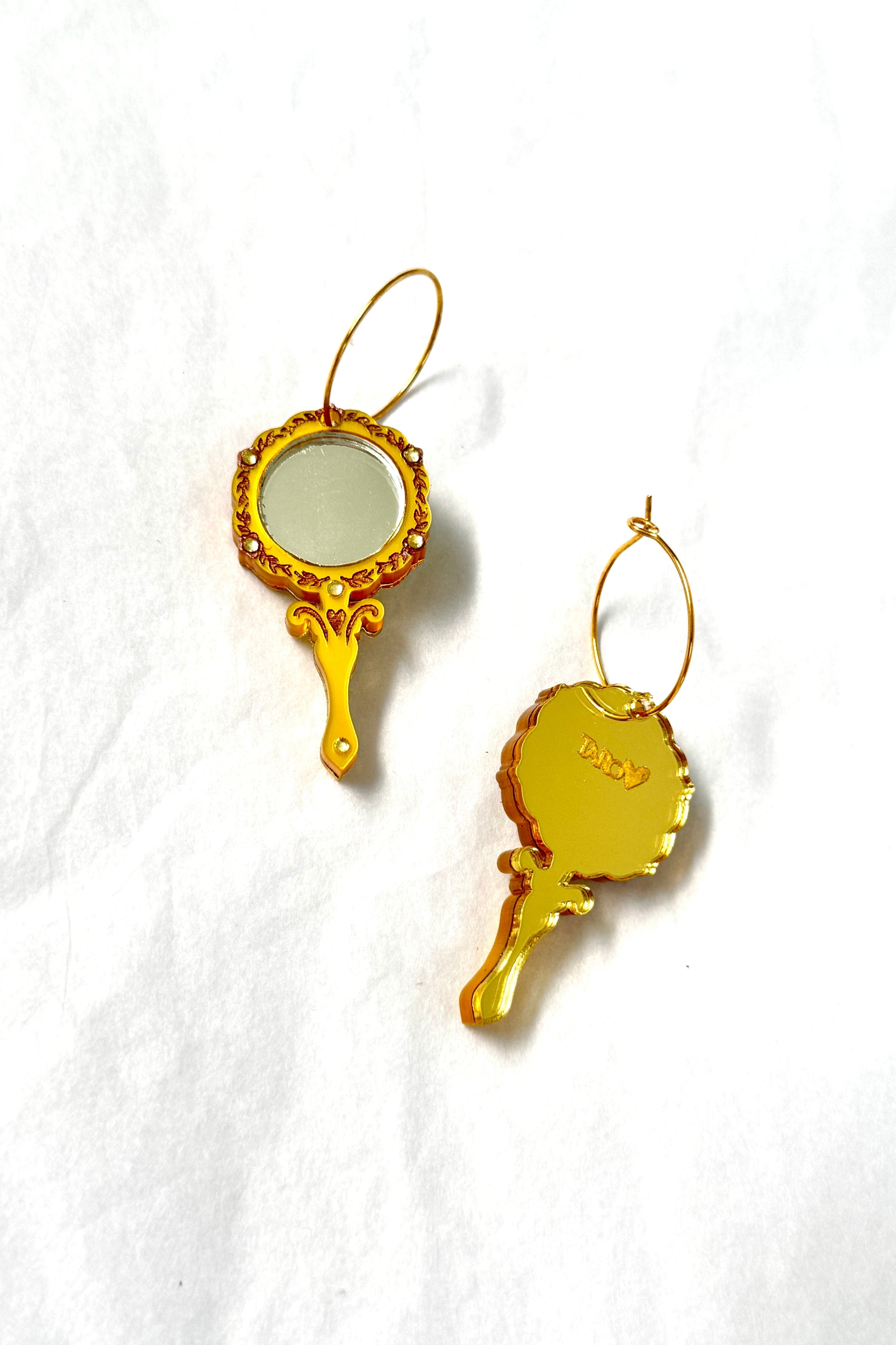 🪞 El Reflejo de la Reina