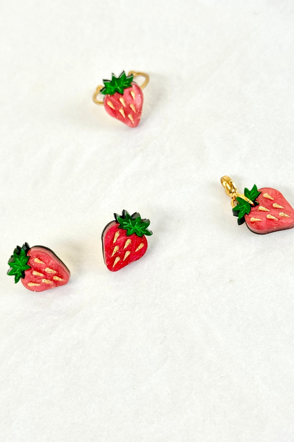 🍓 CHARM RUBÍ DEL HUERTO