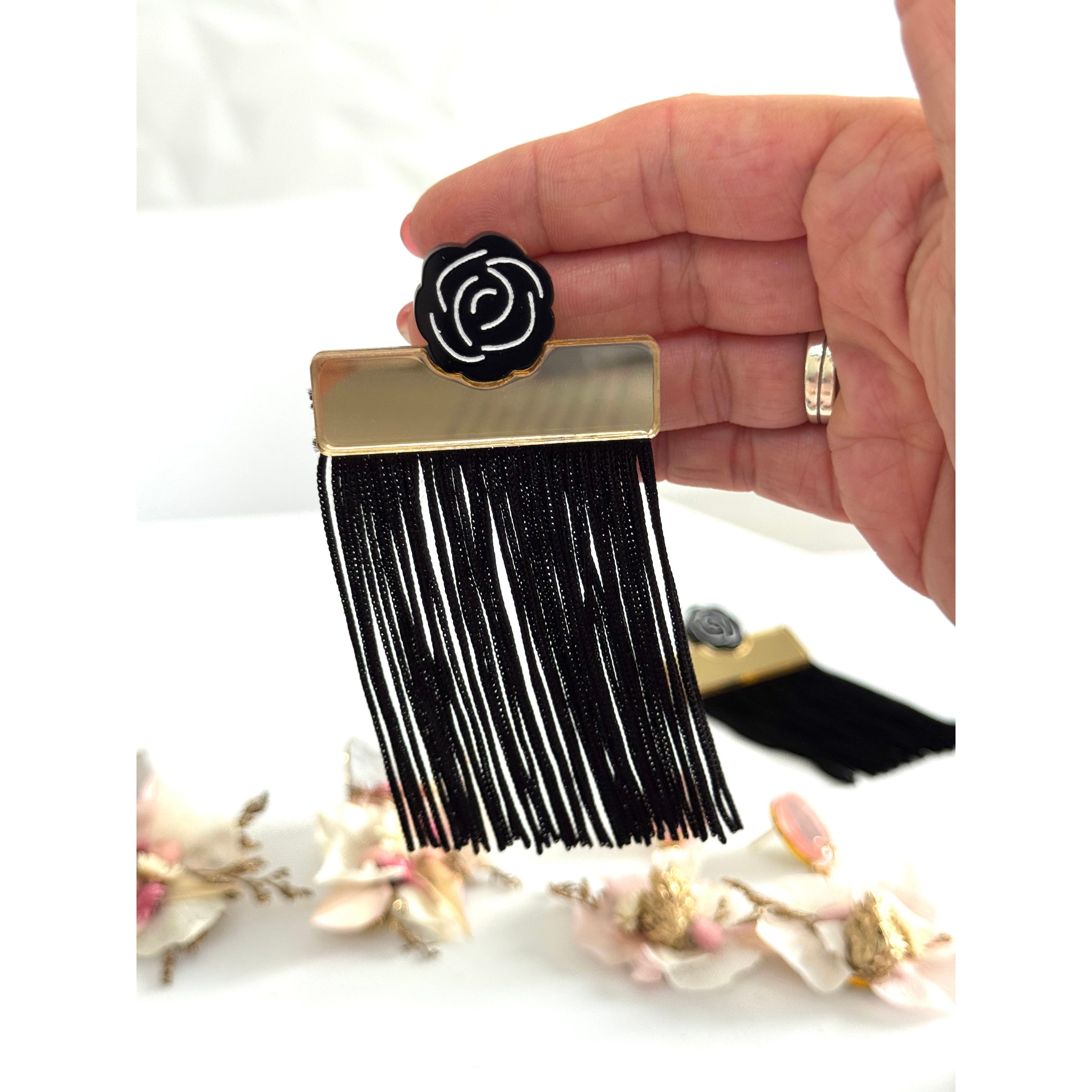 Pendientes de metacrilato ligero con colores vibrantes, colección Wow de TaRo Joyas, accesorios originales y divertidos para elevar tu look de fin de semana o diario.