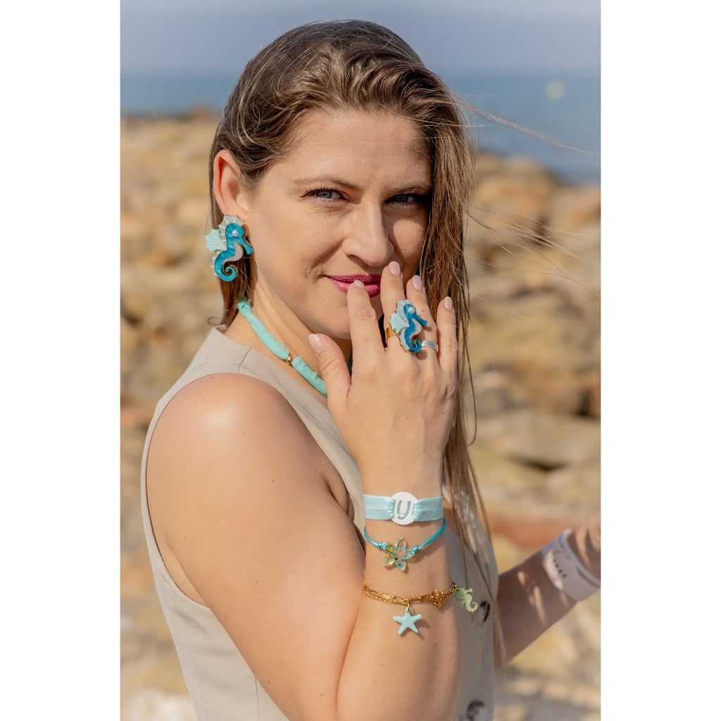 Anillo Caballito Burbujitas-Anillos de metacrilato ligero con diseños coloridos inspirados en el mar, colección Sol y Brilli de TaRo Joyas, accesorios divertidos y originales para cualquier look.