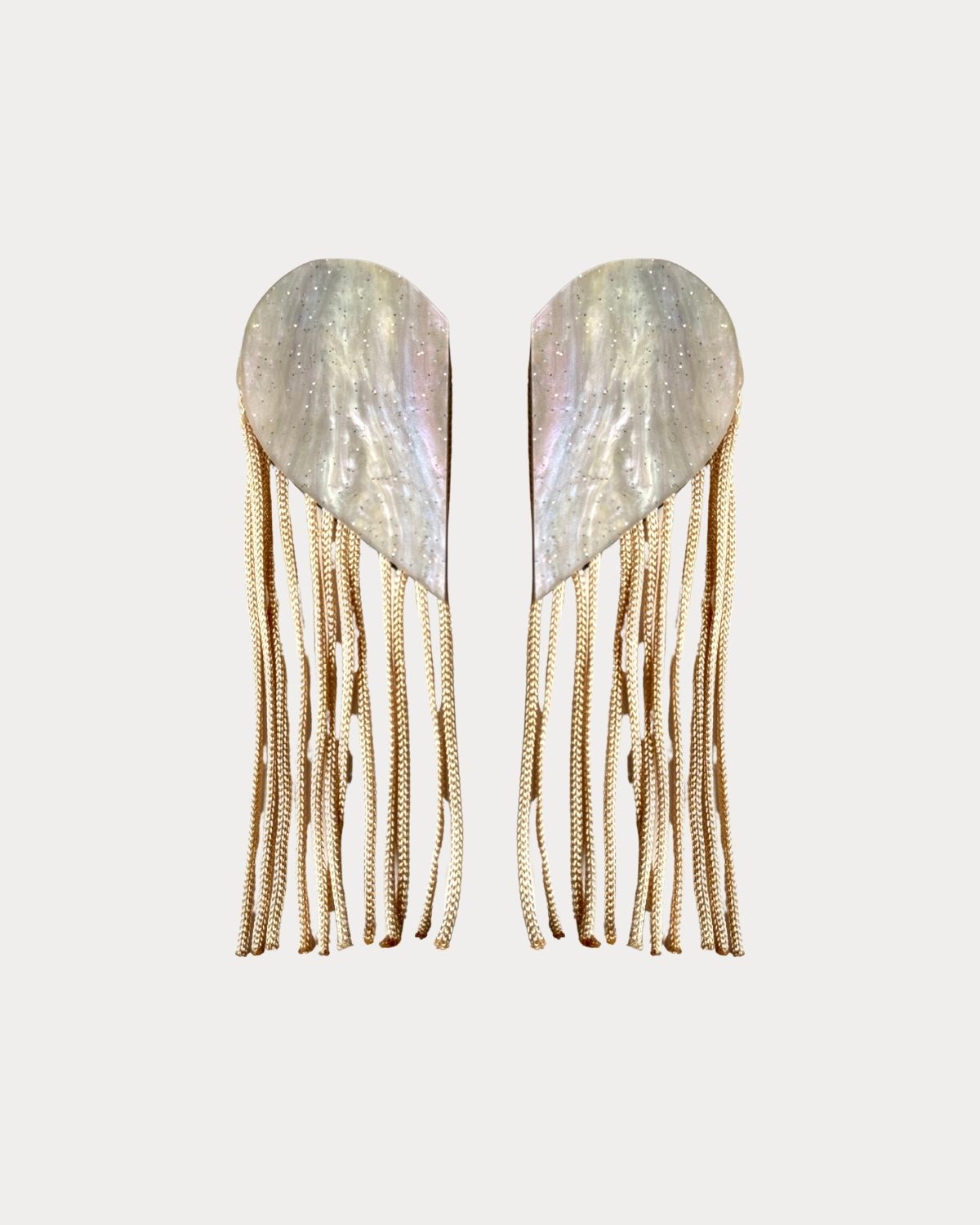 Pendientes de metacrilato ligero con colores vibrantes, colección Wow de TaRo Joyas, accesorios originales y divertidos para elevar tu look de fin de semana o diario.